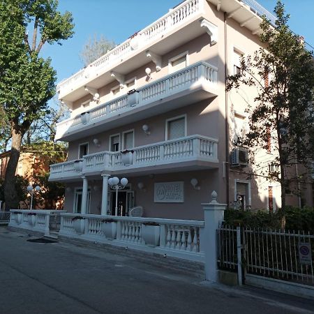 Hotel Amica Rimini Dış mekan fotoğraf