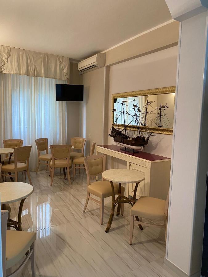 Hotel Amica Rimini Dış mekan fotoğraf