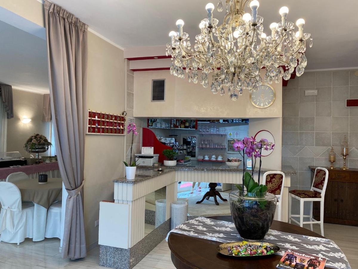 Hotel Amica Rimini Dış mekan fotoğraf