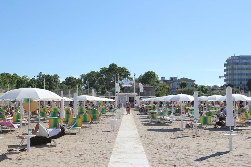 Hotel Amica Rimini Dış mekan fotoğraf